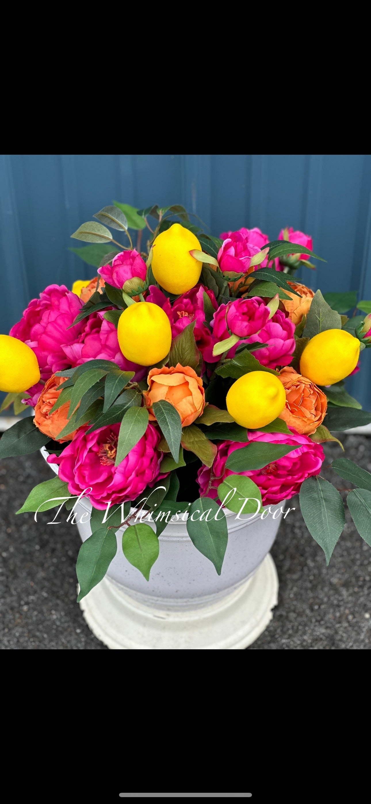Urn filler - Citrus dreams - drop in arrangement