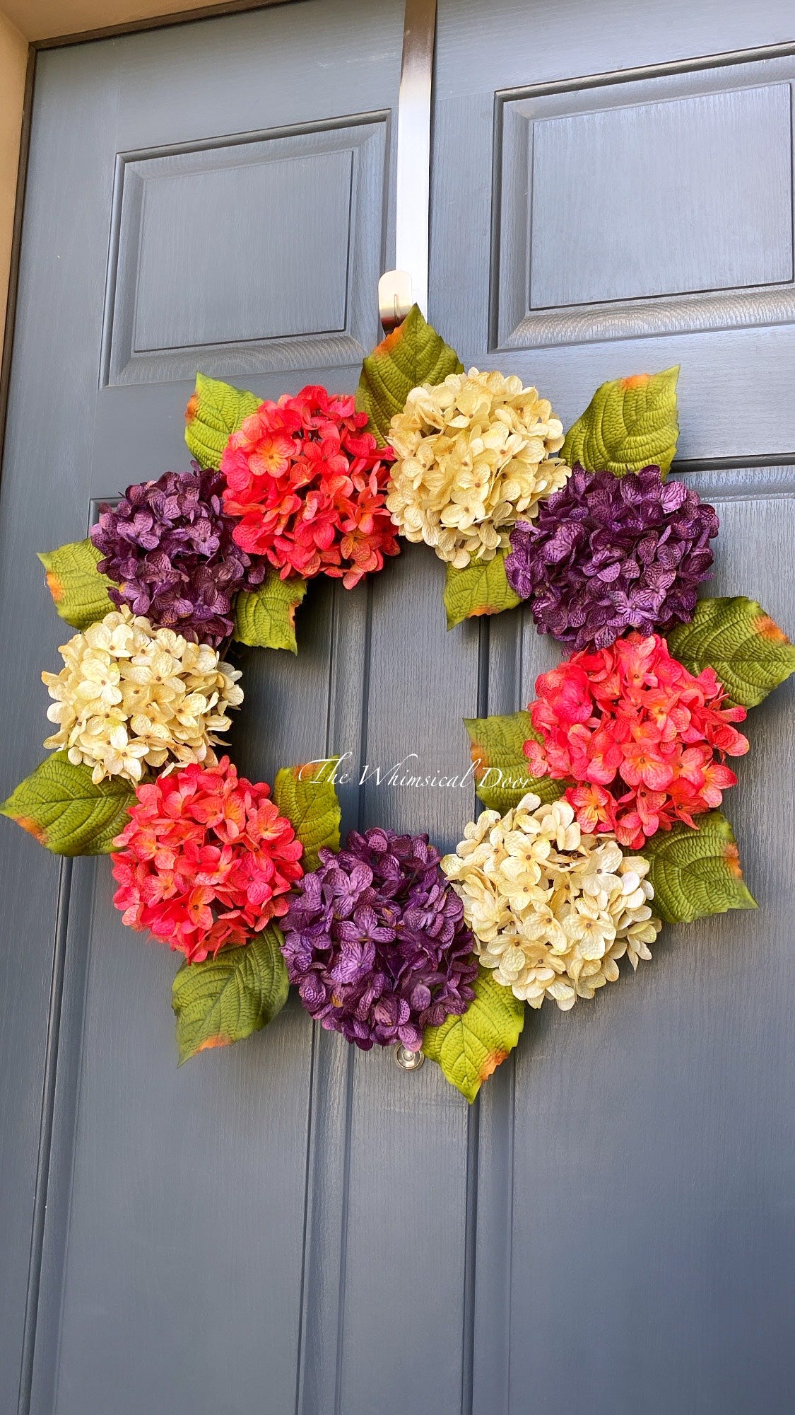 Spring hydrangea wreath